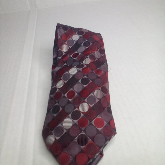Van Heusen Tie Necktie Men Silk Geometric Circles Red Silver - Picture 6 of 7
